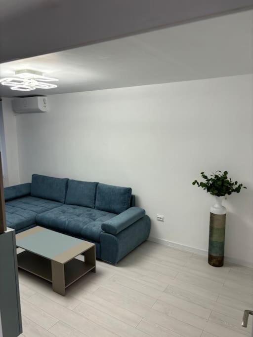 3 Camere Decomandat Bukares Bagian luar foto