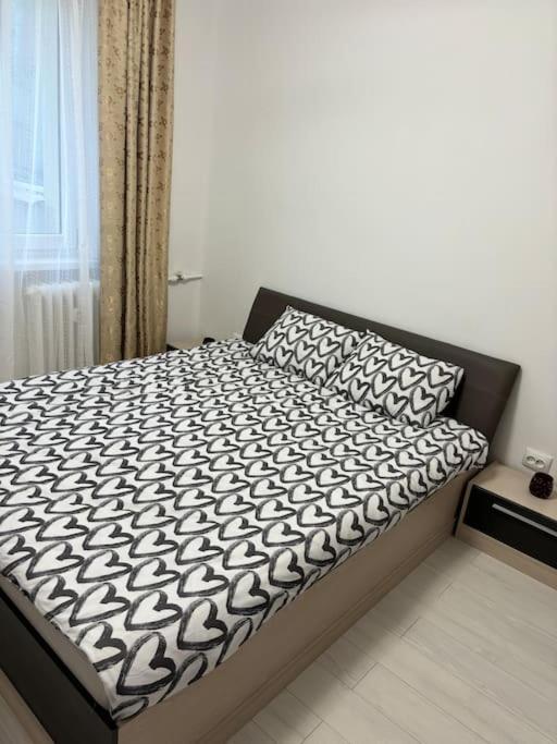 3 Camere Decomandat Bukares Bagian luar foto