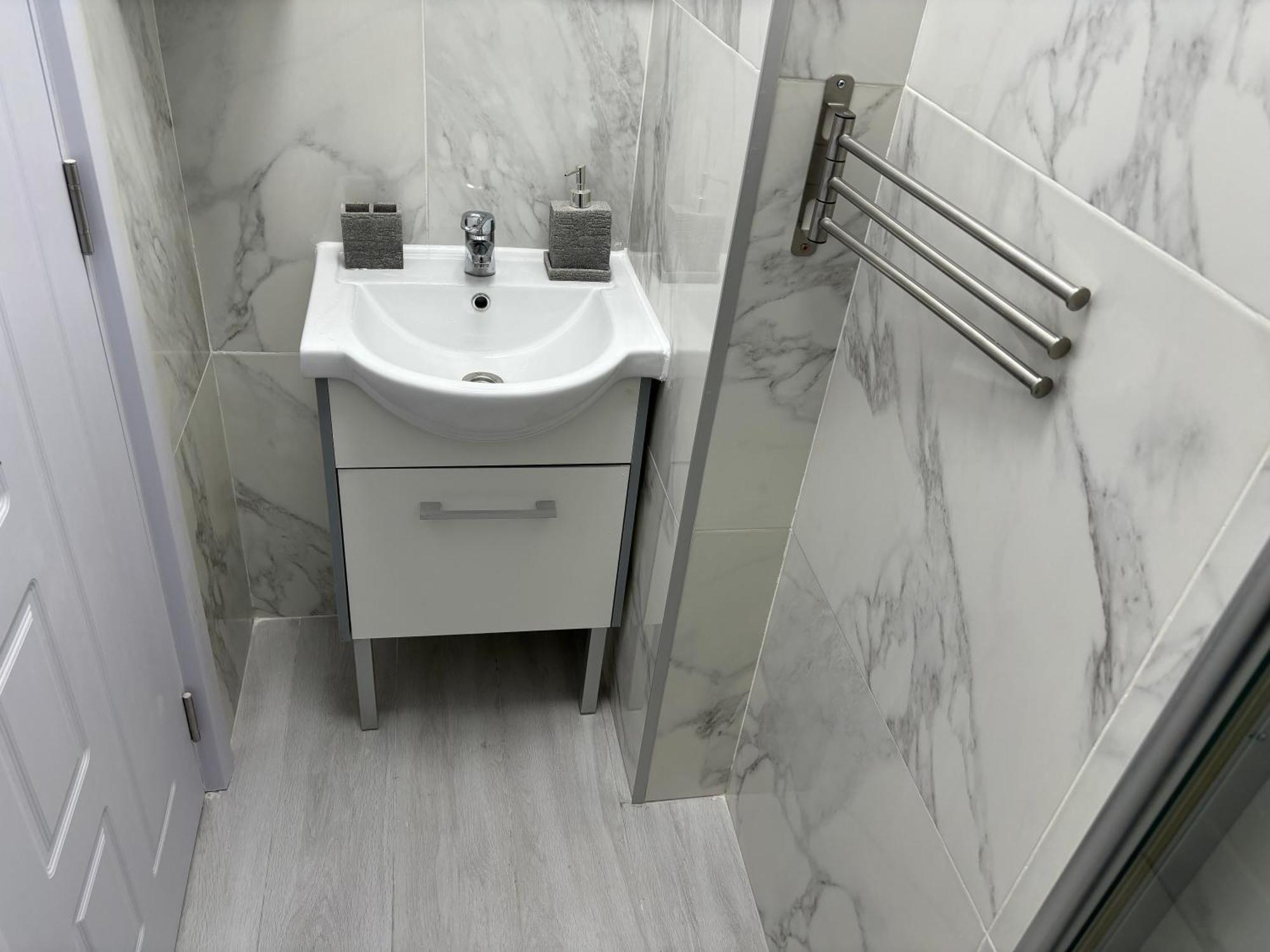 3 Camere Decomandat Bukares Bagian luar foto